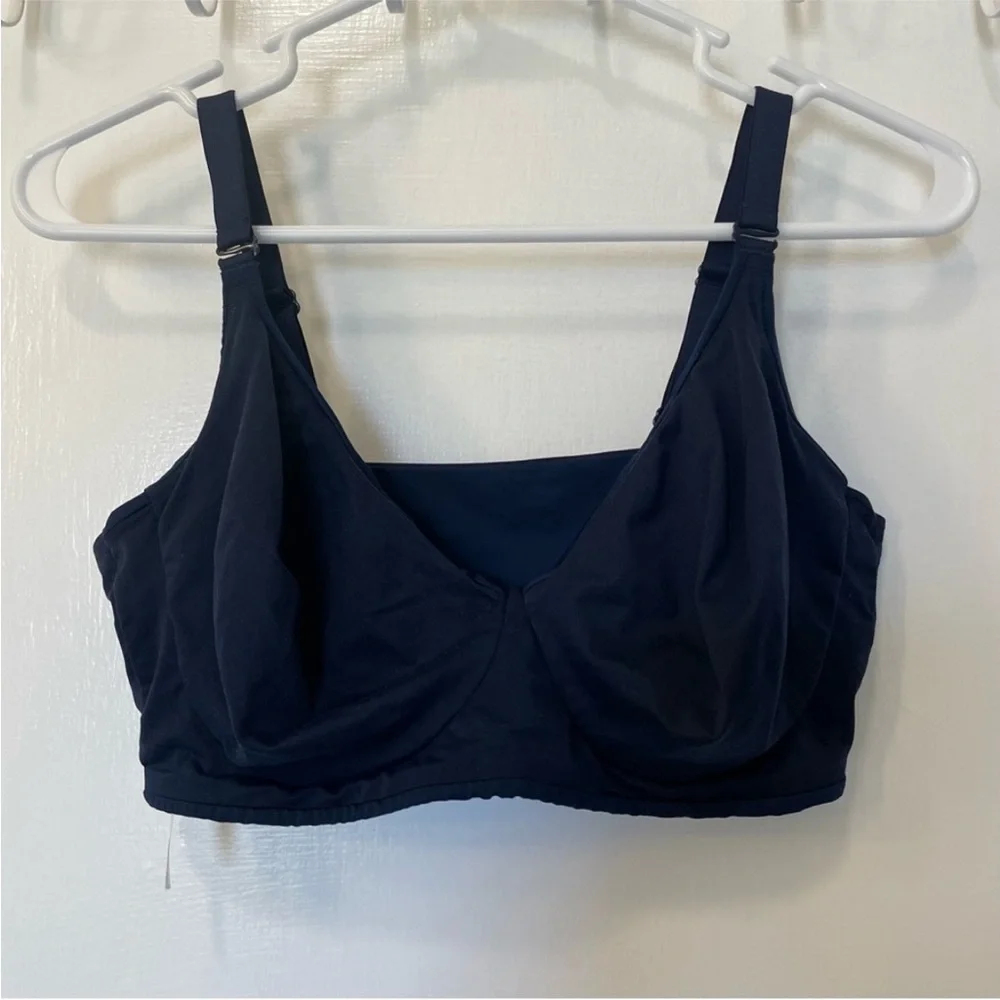 New Soma Embraceable Reversible unlined bralette Women’s Small Wireless Black